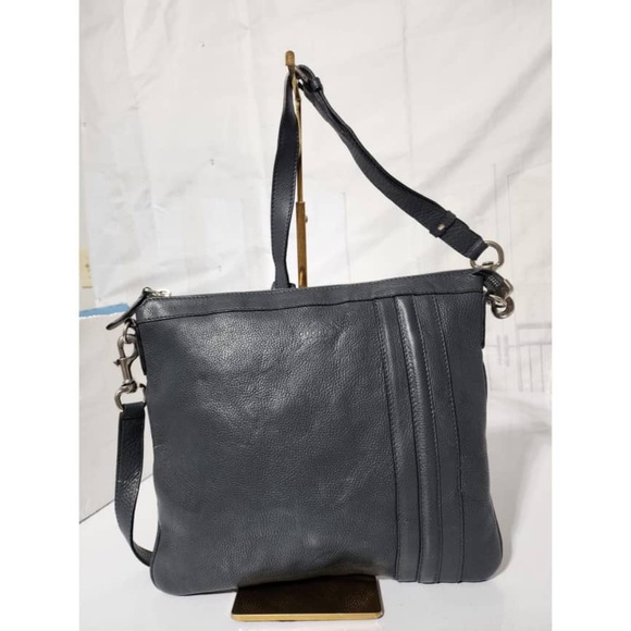 Authentic Gucci Leather Messenger/Crossbody Bag Grey - Picture 13 of 16